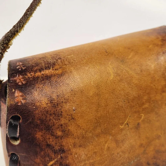 Small Hand Tooled Embossed Leather Purse with Floral Design Vintage - Picture 7 of 14